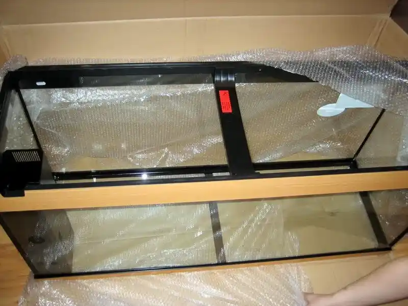 Multi-tank aquarium move in Markham