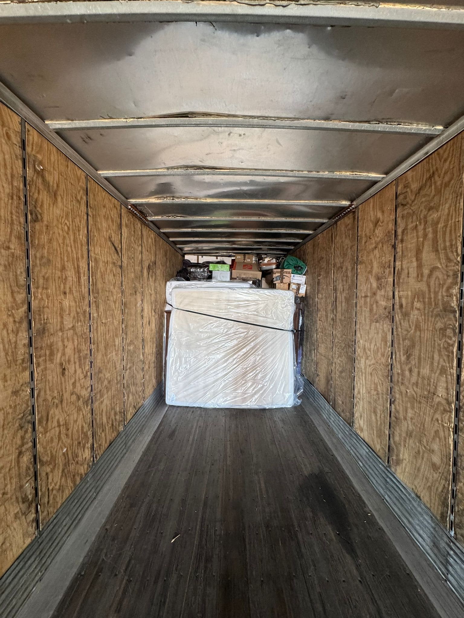 Peterborough to Thunder Bay household move
