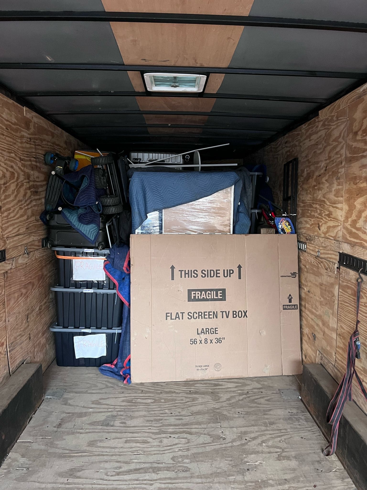 Etobicoke to Thunder Bay household move
