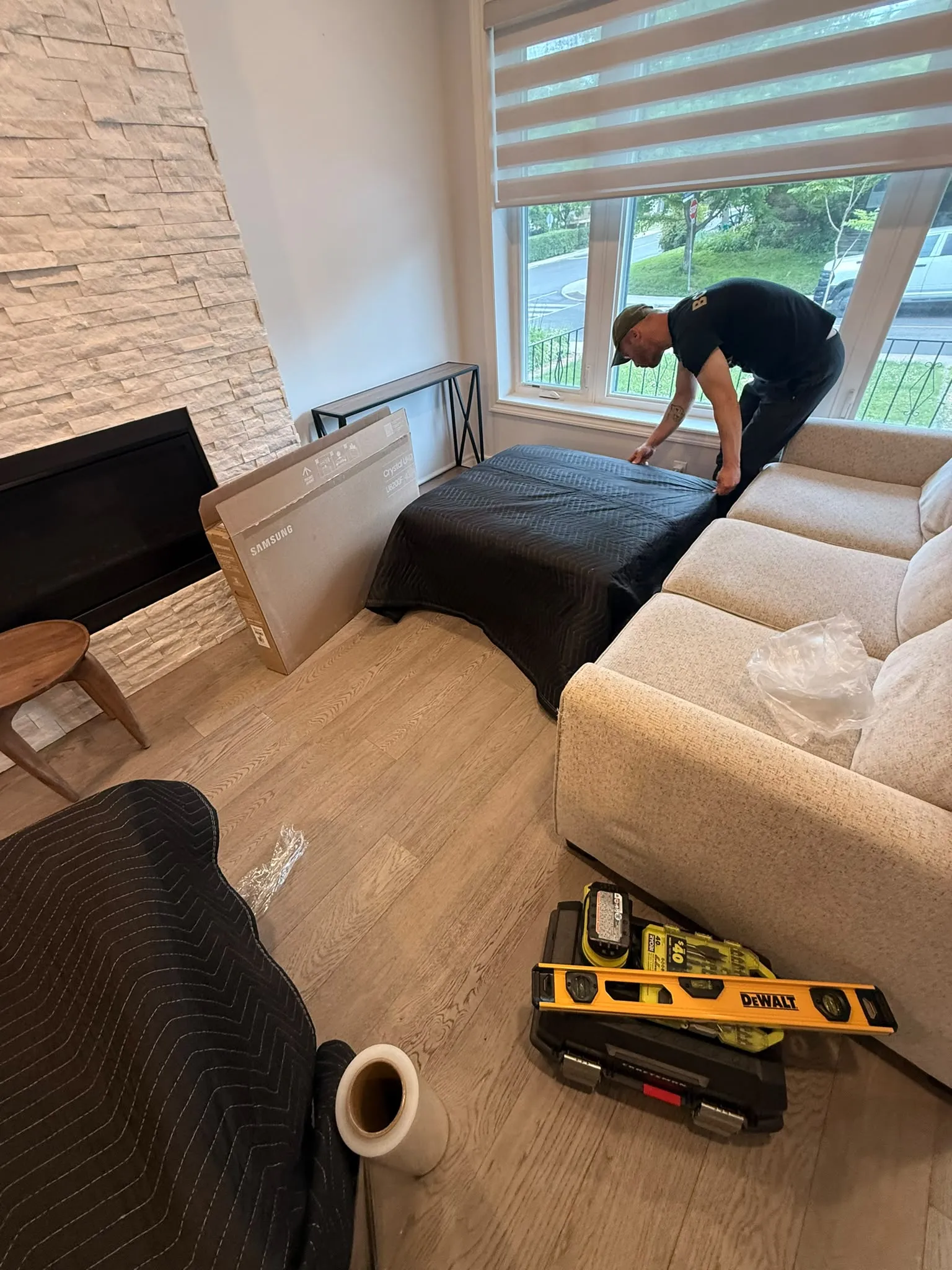 Toronto to Miami household move