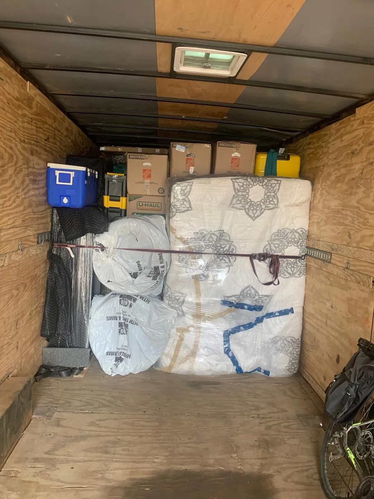 Sarnia Ontario to Brockville Ontario household move