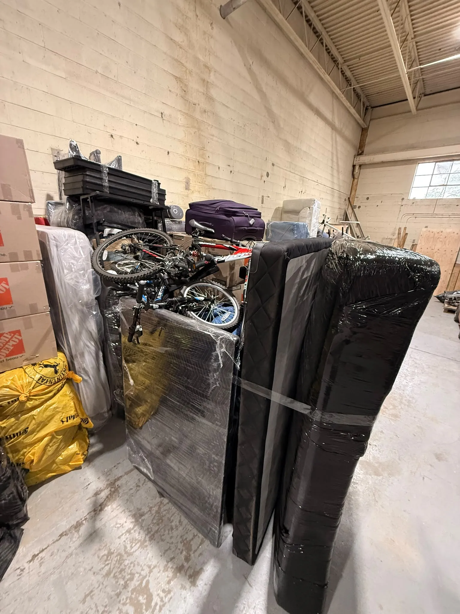 Mississauga to Flushing household move